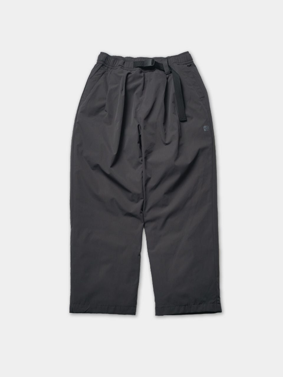 パラシュートタックパンツ