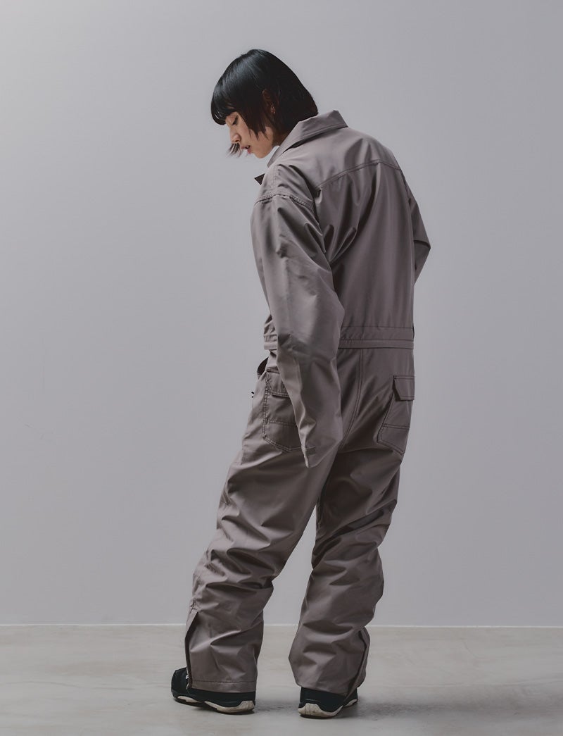スノージャンプスーツ